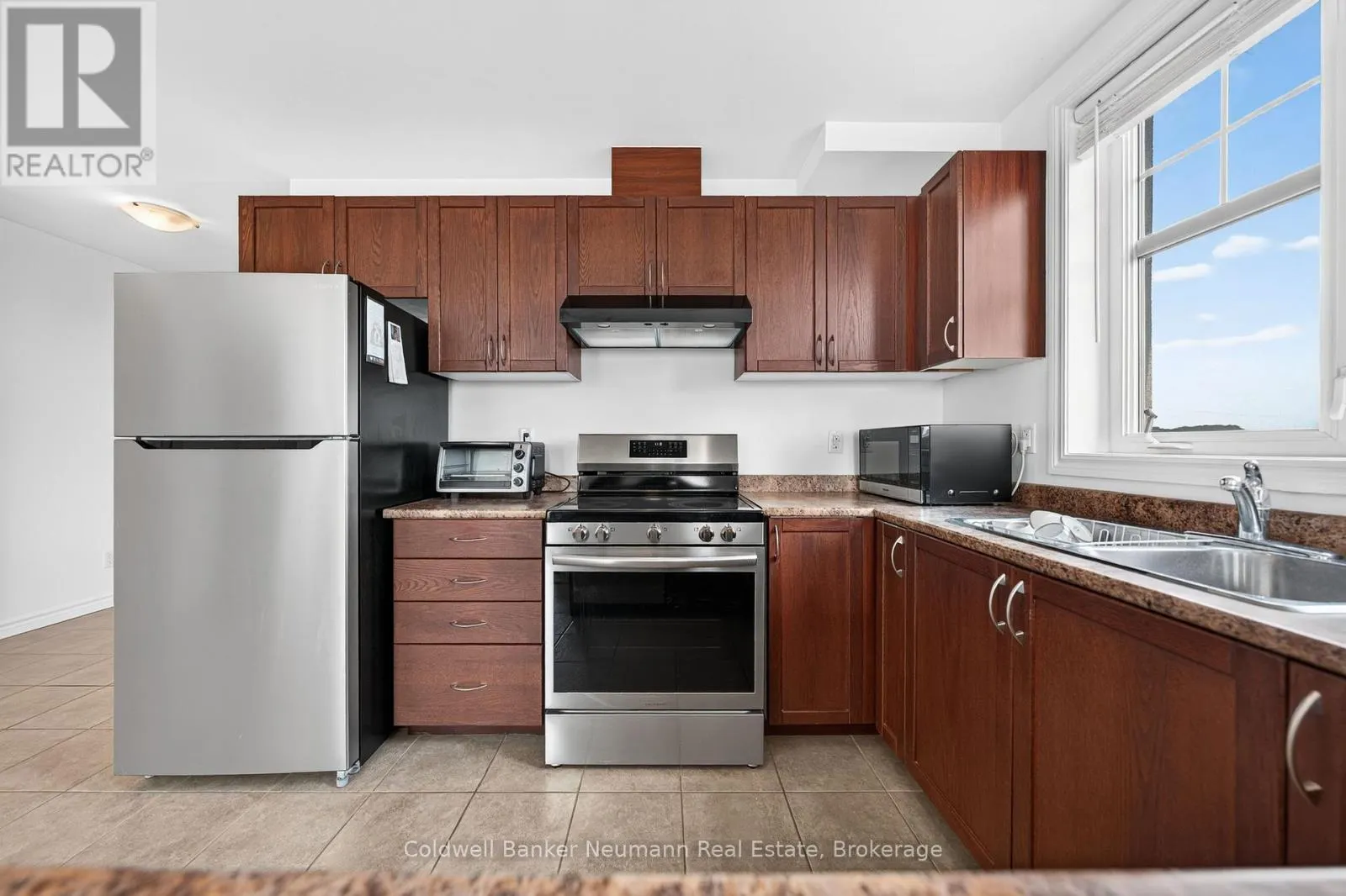 311 - 2 COLONIAL DRIVE #311