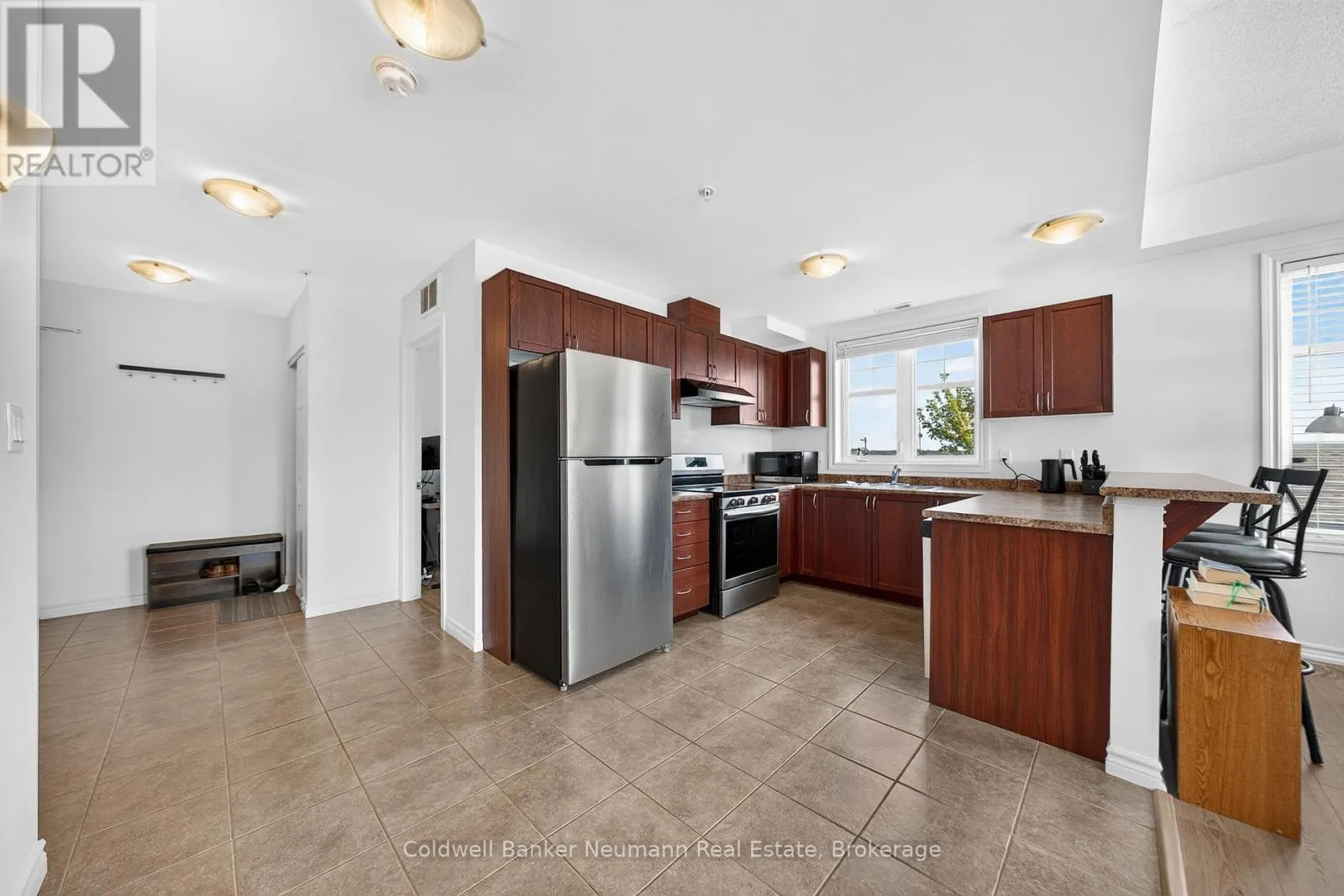311 - 2 COLONIAL DRIVE #311