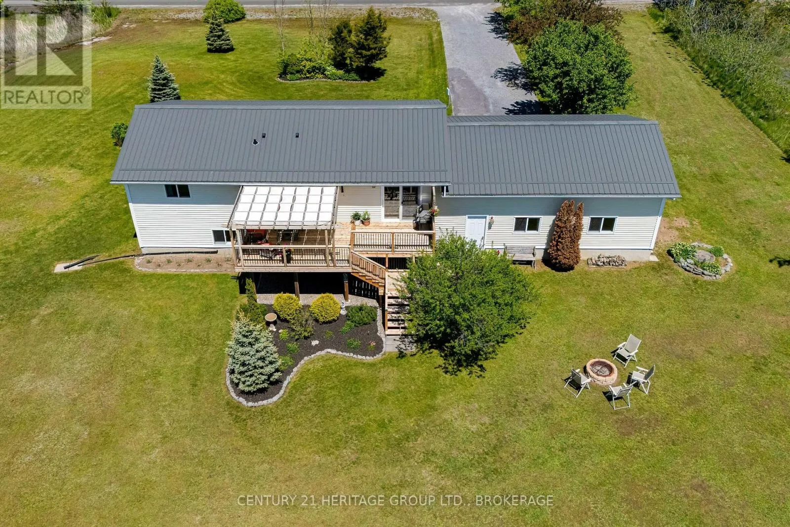 120 PINECREST ROAD S