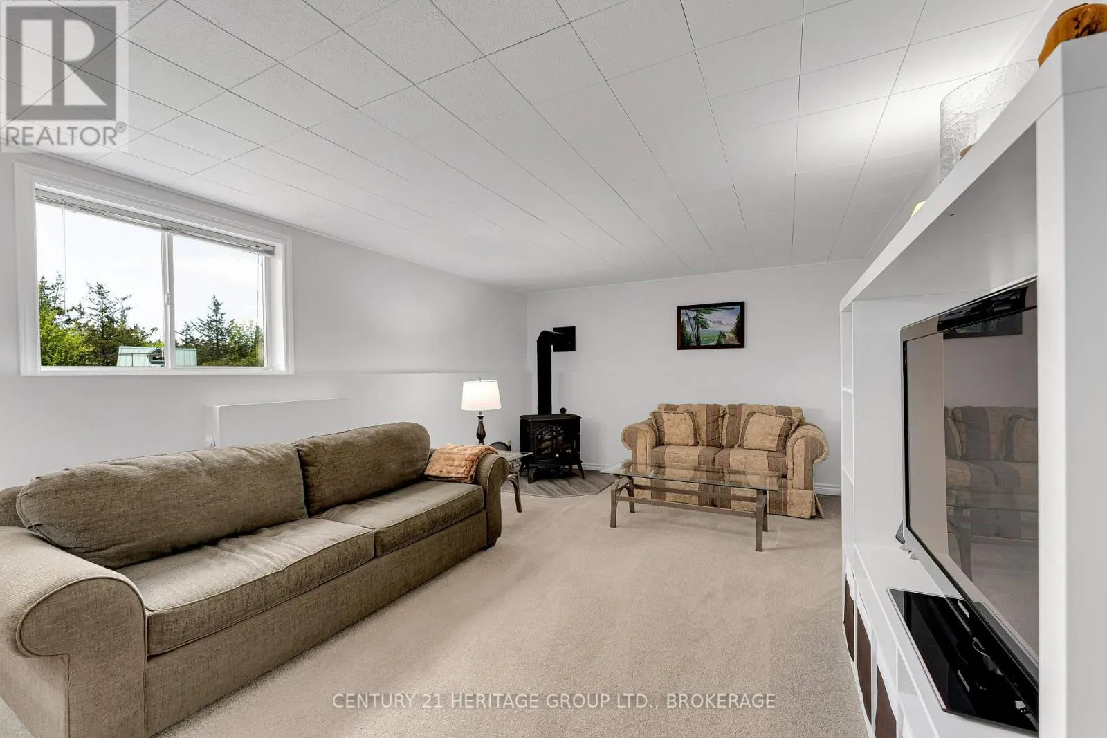 120 PINECREST ROAD S