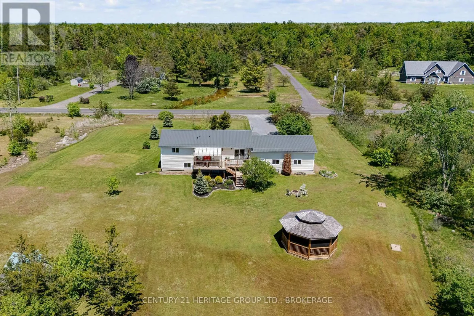 120 PINECREST ROAD S