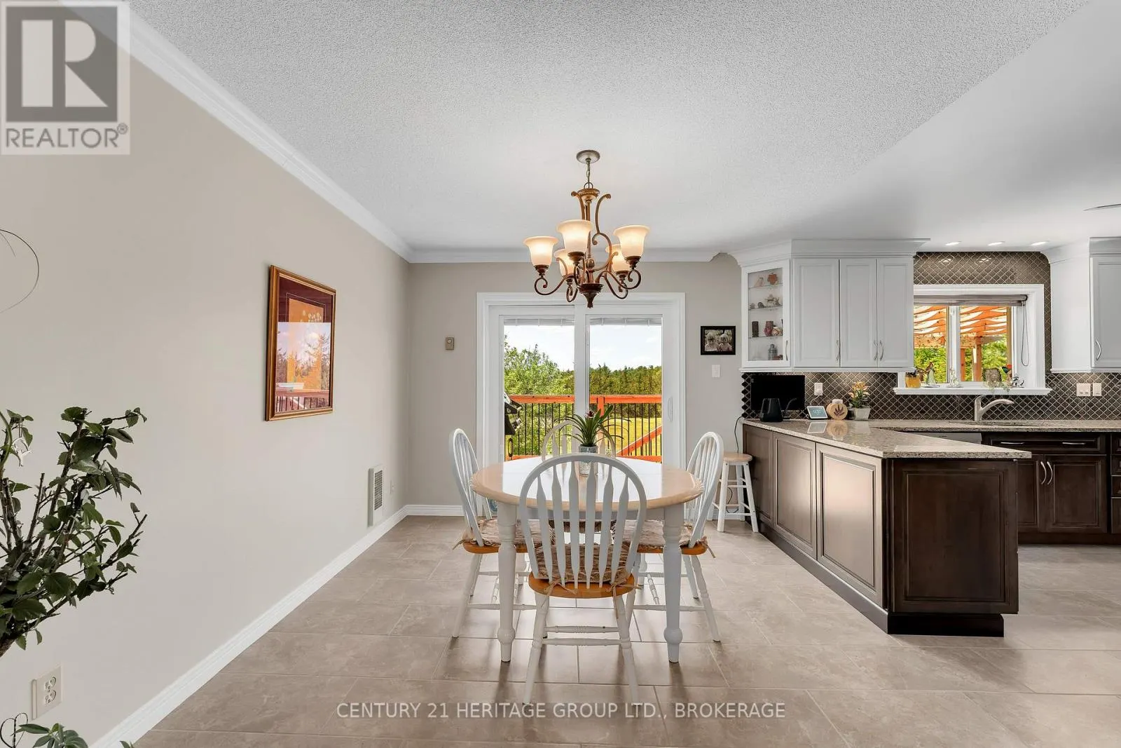 120 PINECREST ROAD S
