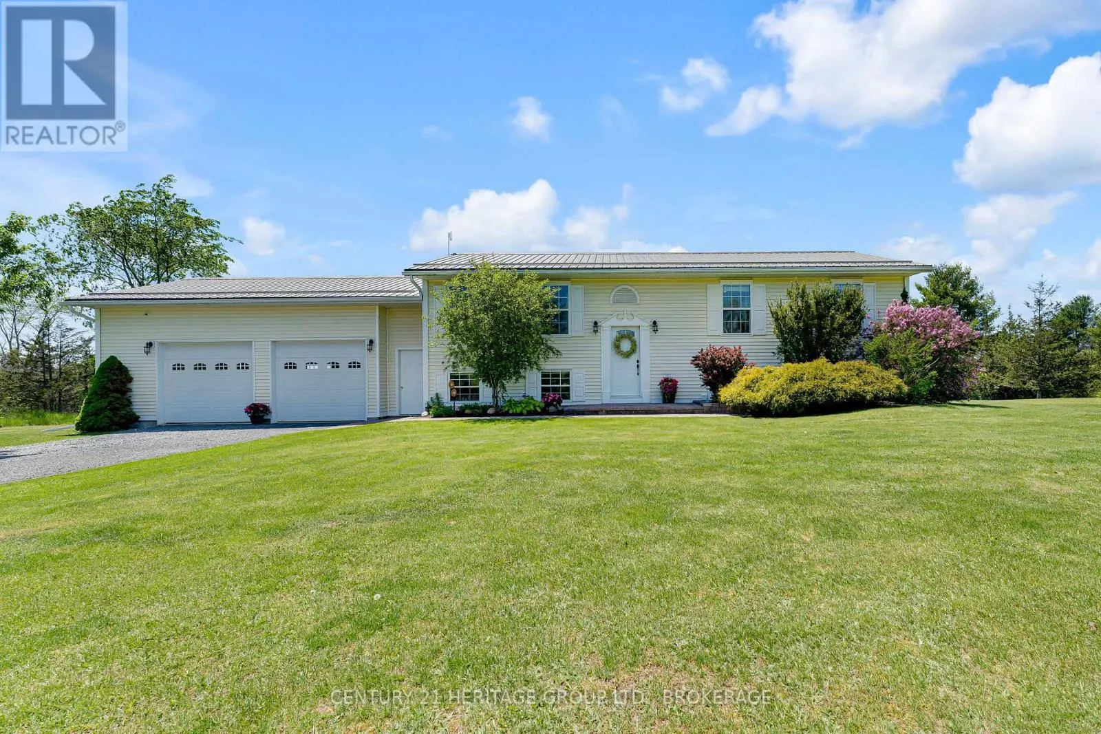 120 PINECREST ROAD S