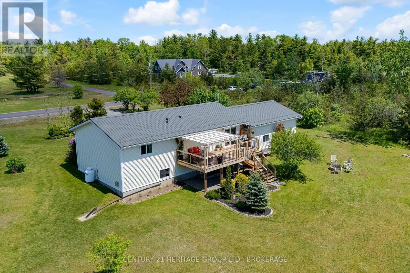 120 PINECREST ROAD S