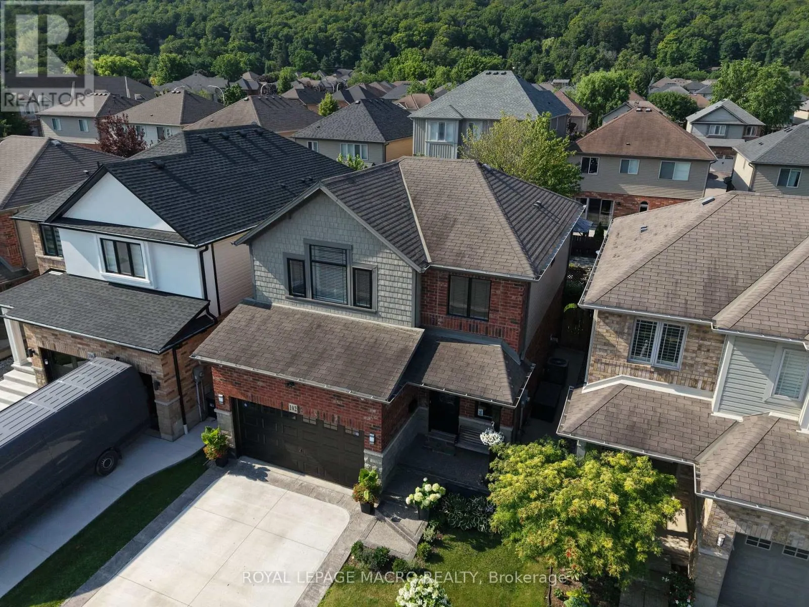 102 WILLOW LANE