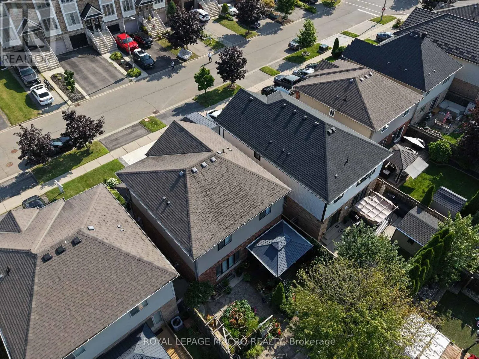 102 WILLOW LANE