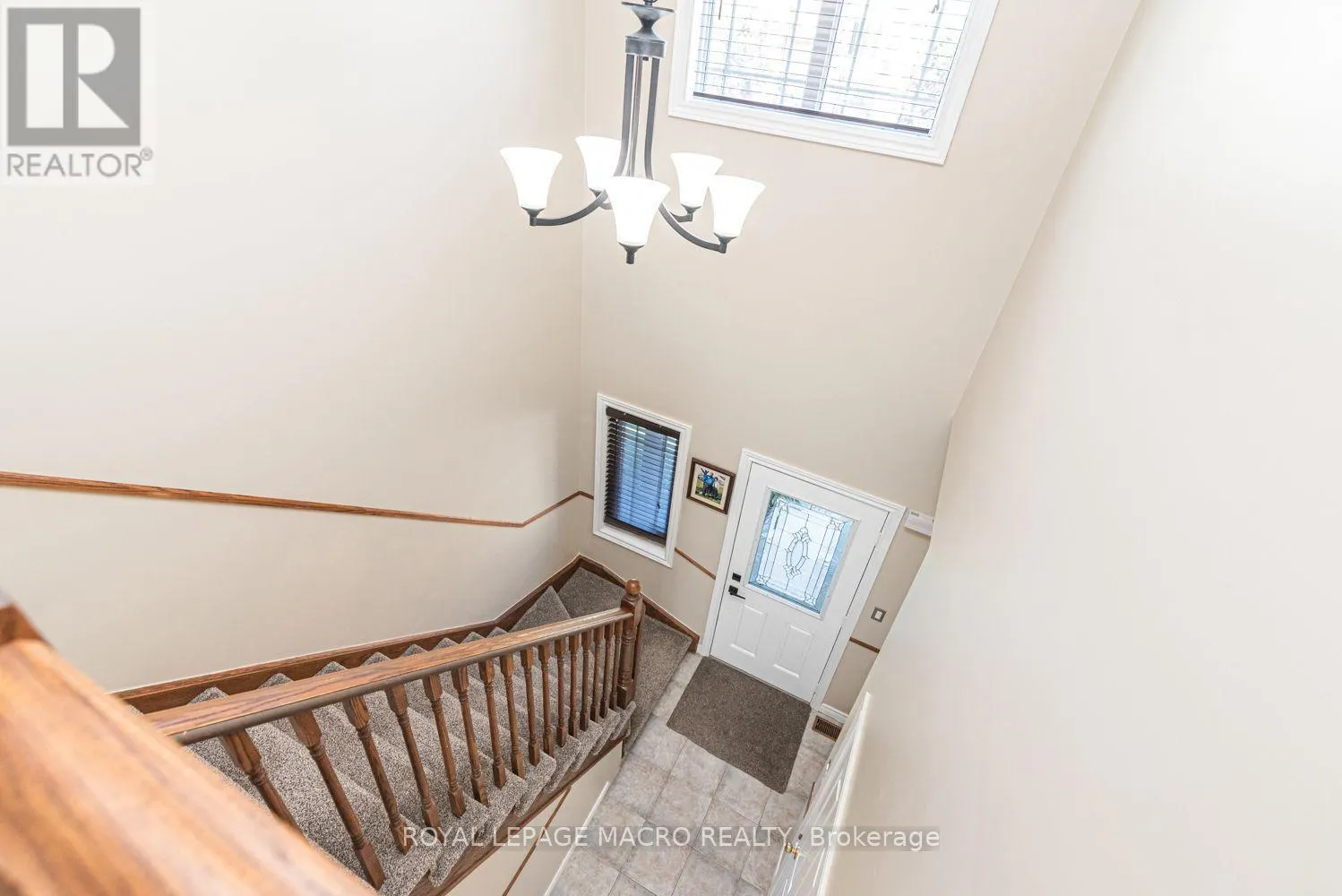 102 WILLOW LANE