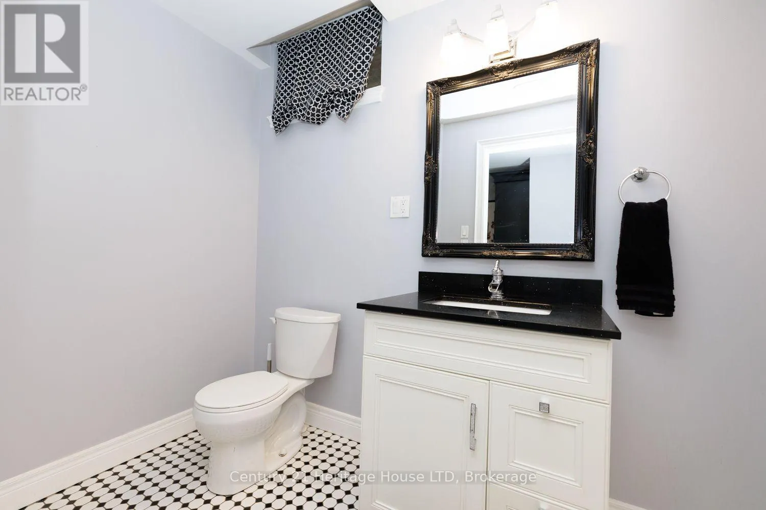 7 KENMAR COURT