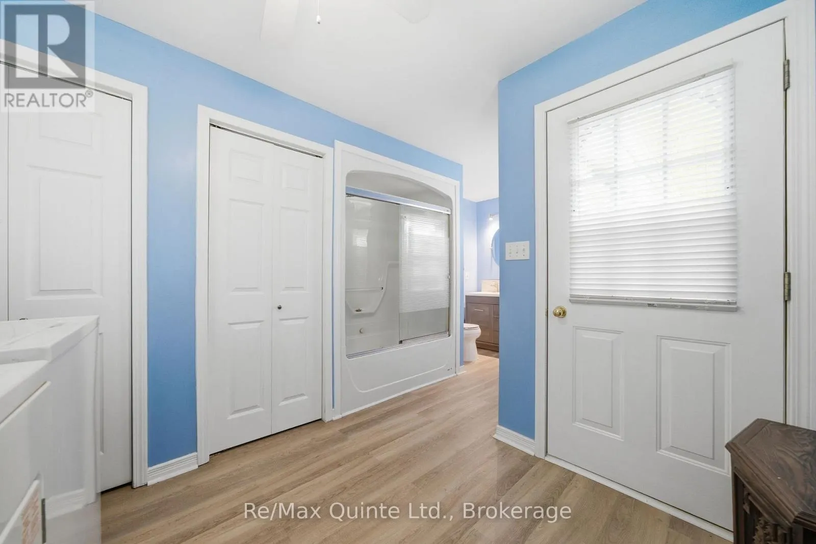 122 COTTAGE LANE