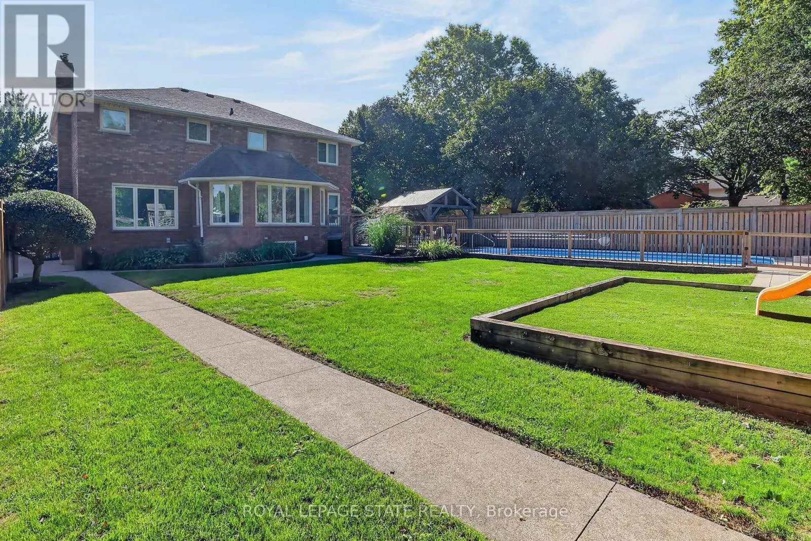 64 DRIFTWOOD COURT
