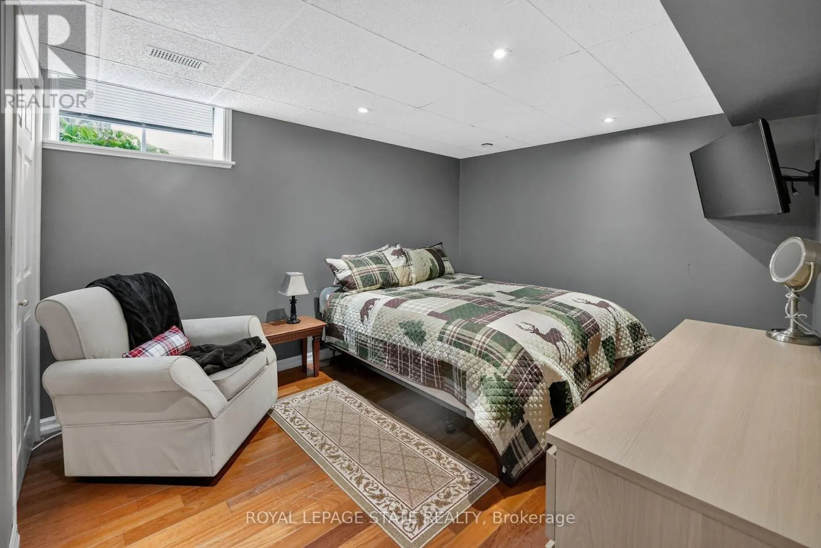 64 DRIFTWOOD COURT