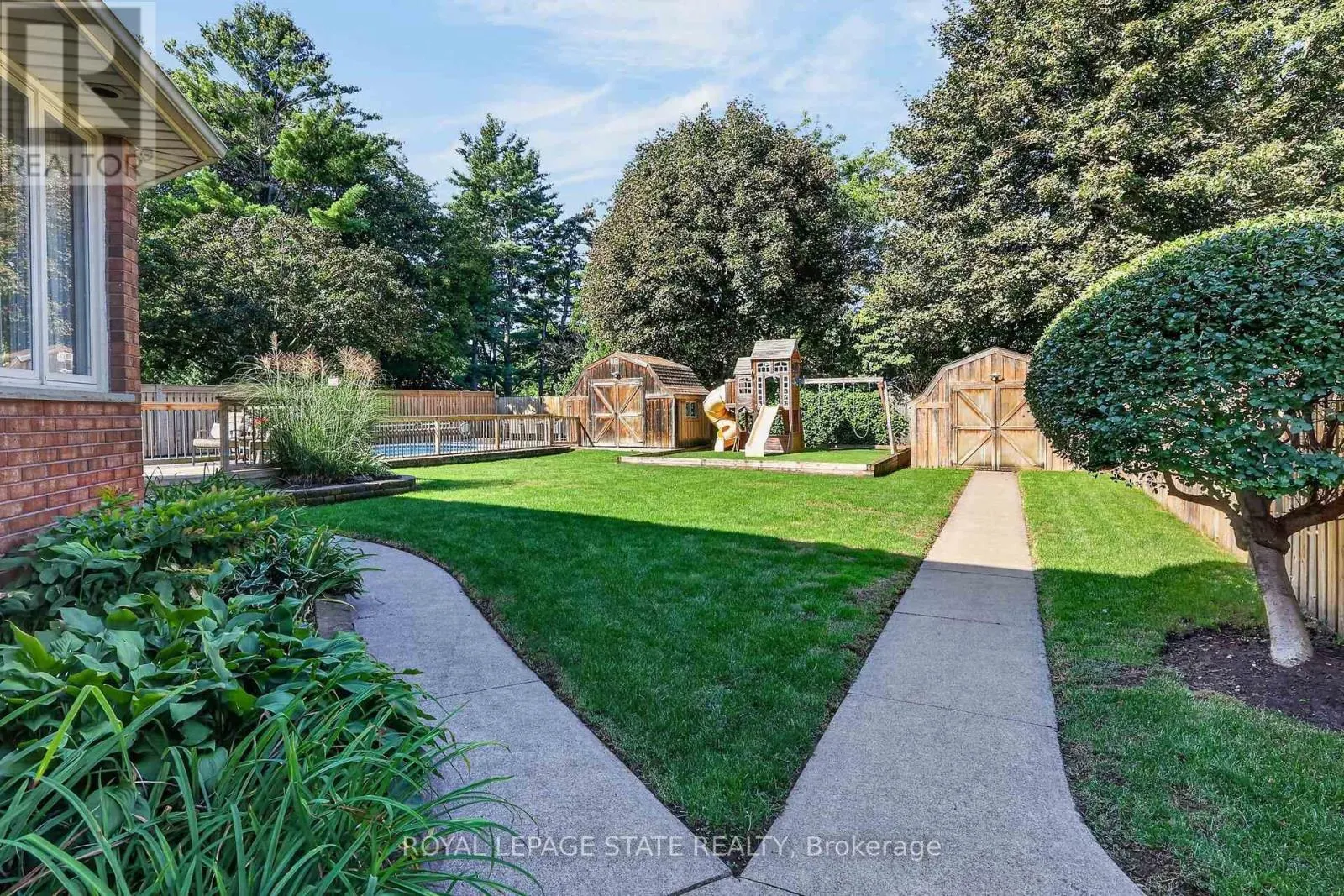 64 DRIFTWOOD COURT