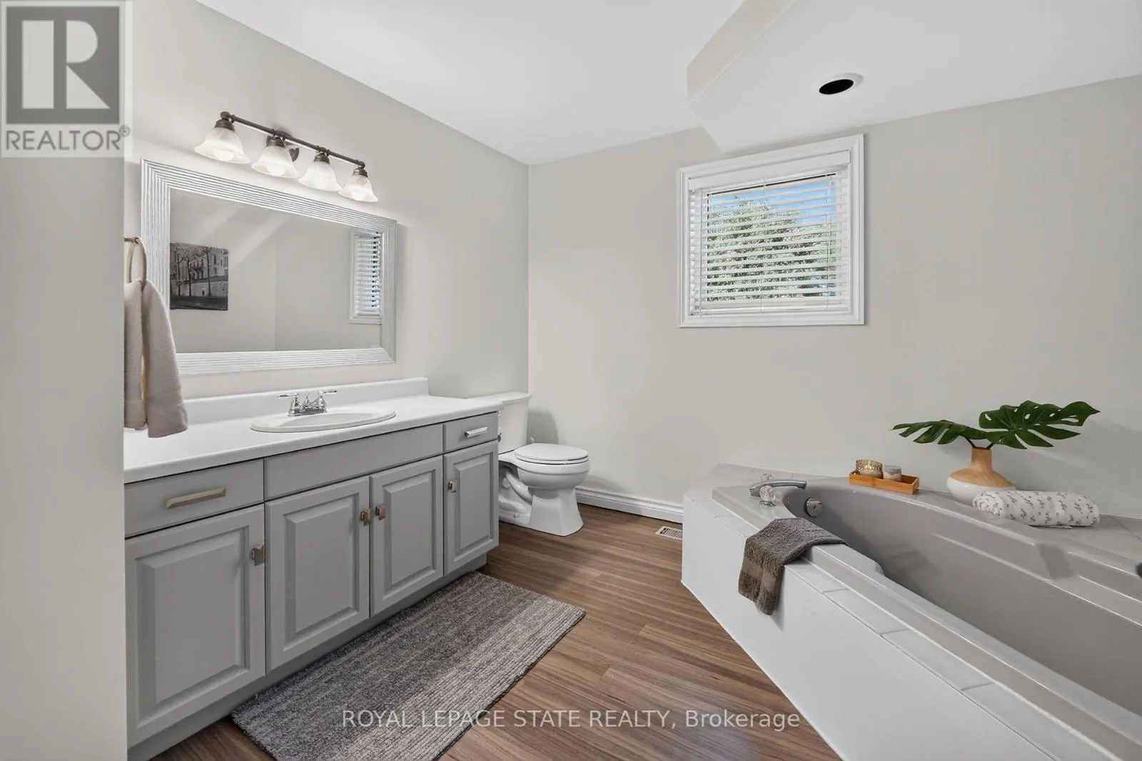 64 DRIFTWOOD COURT