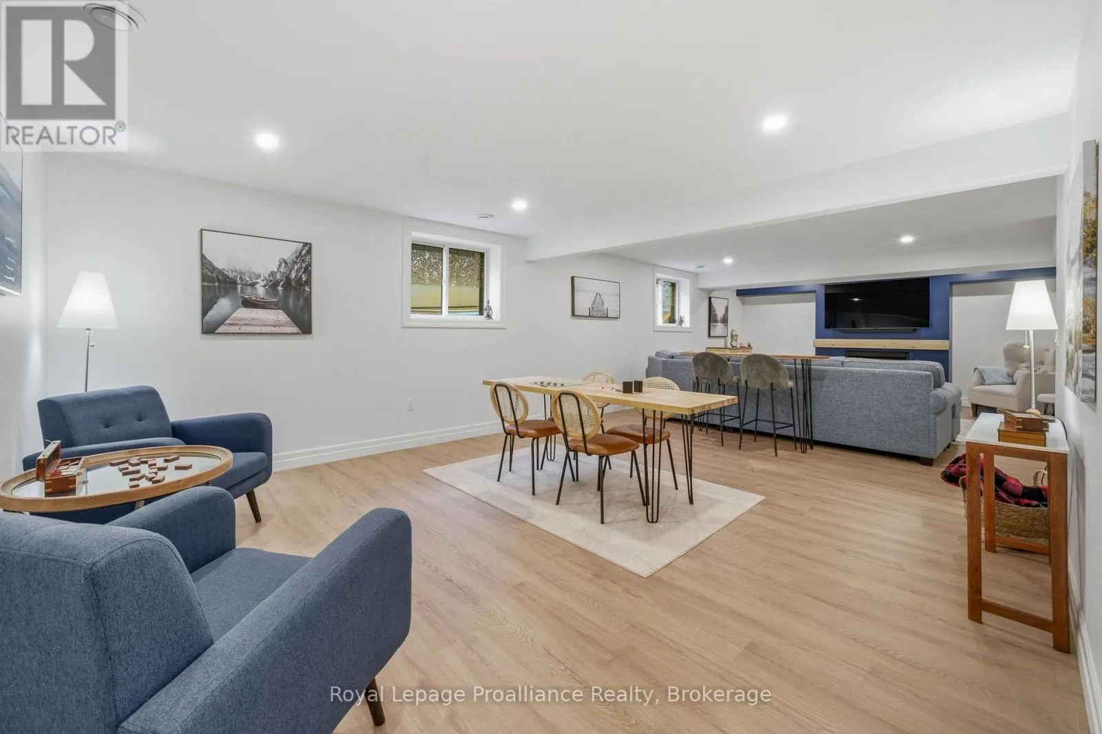 48 DEERVIEW DRIVE
