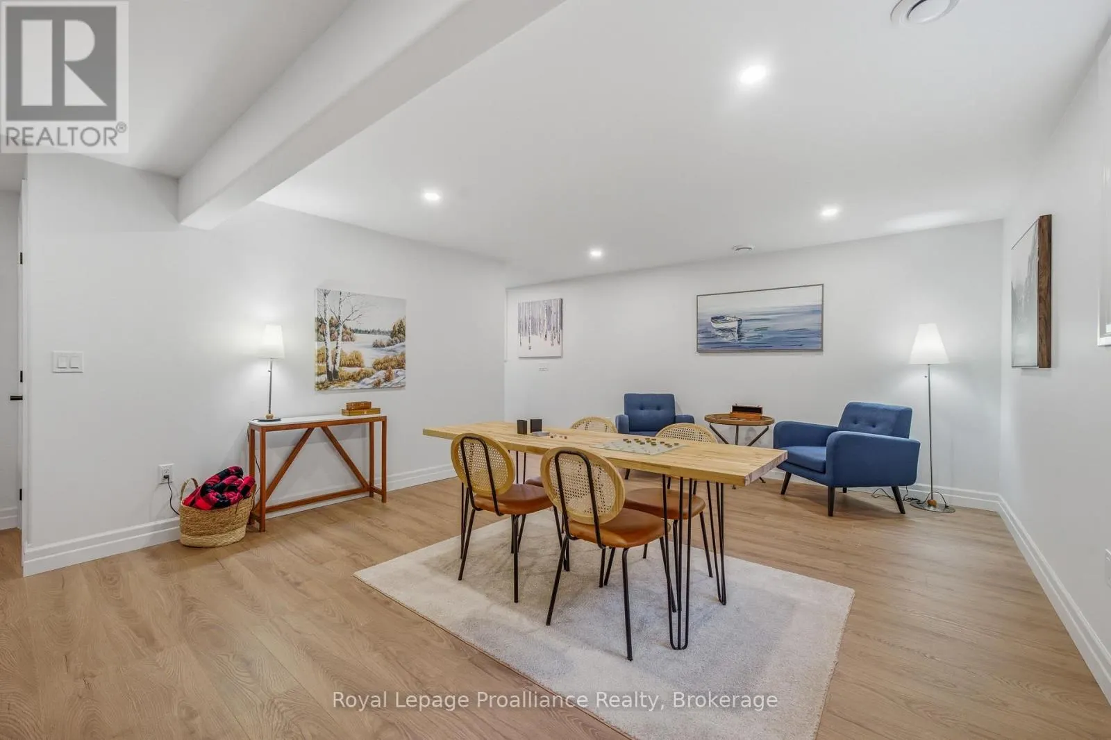 48 DEERVIEW DRIVE