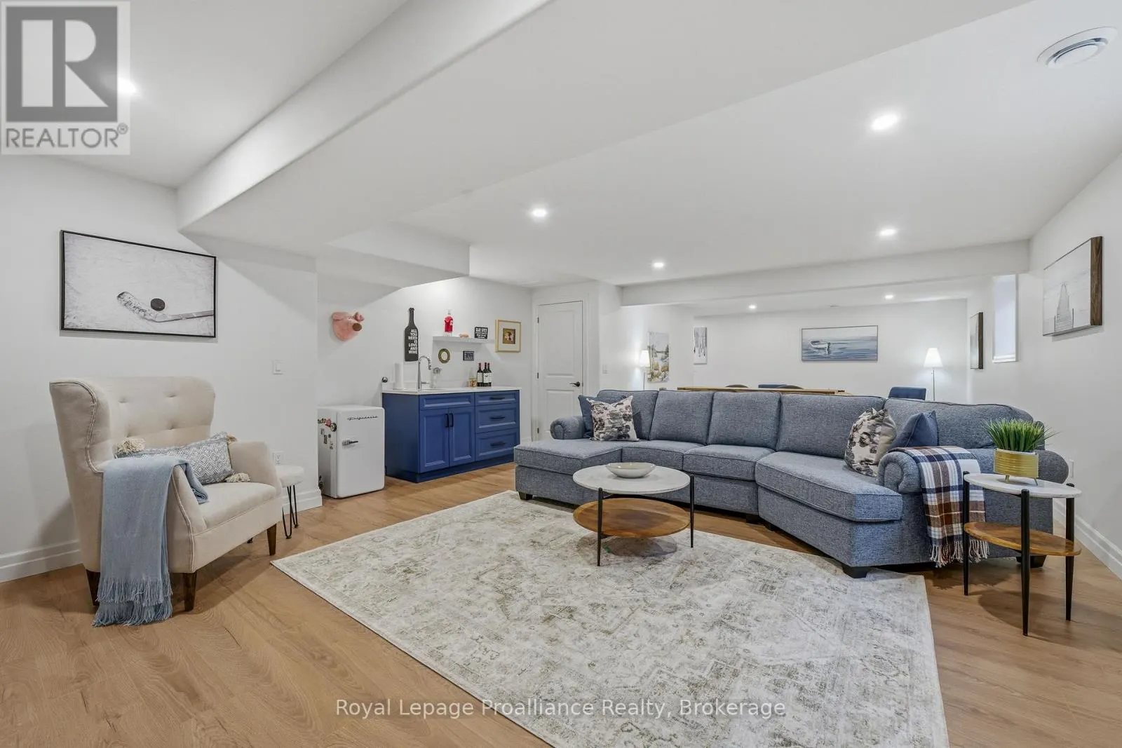 48 DEERVIEW DRIVE