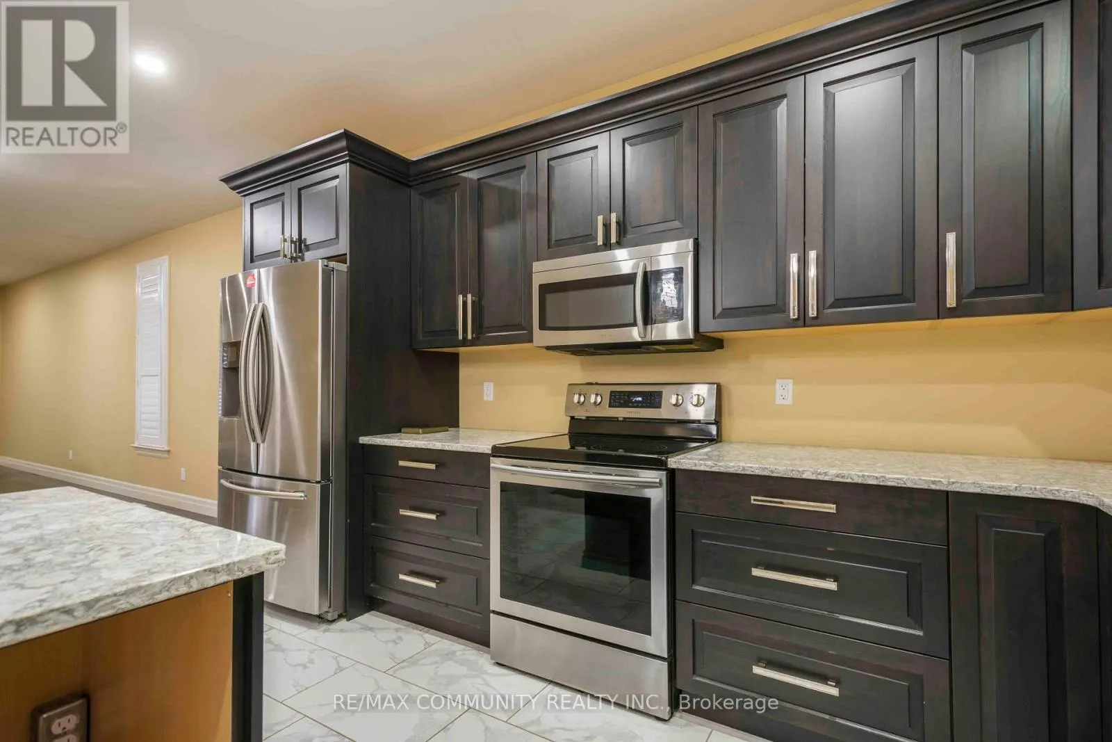 MAIN - 19 BEVAN DRIVE