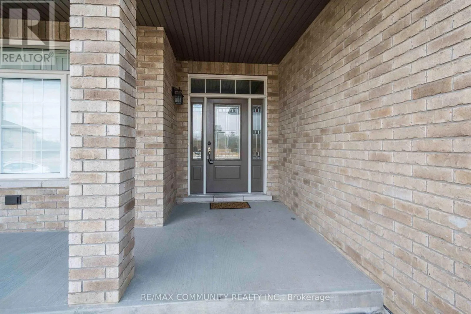MAIN - 19 BEVAN DRIVE
