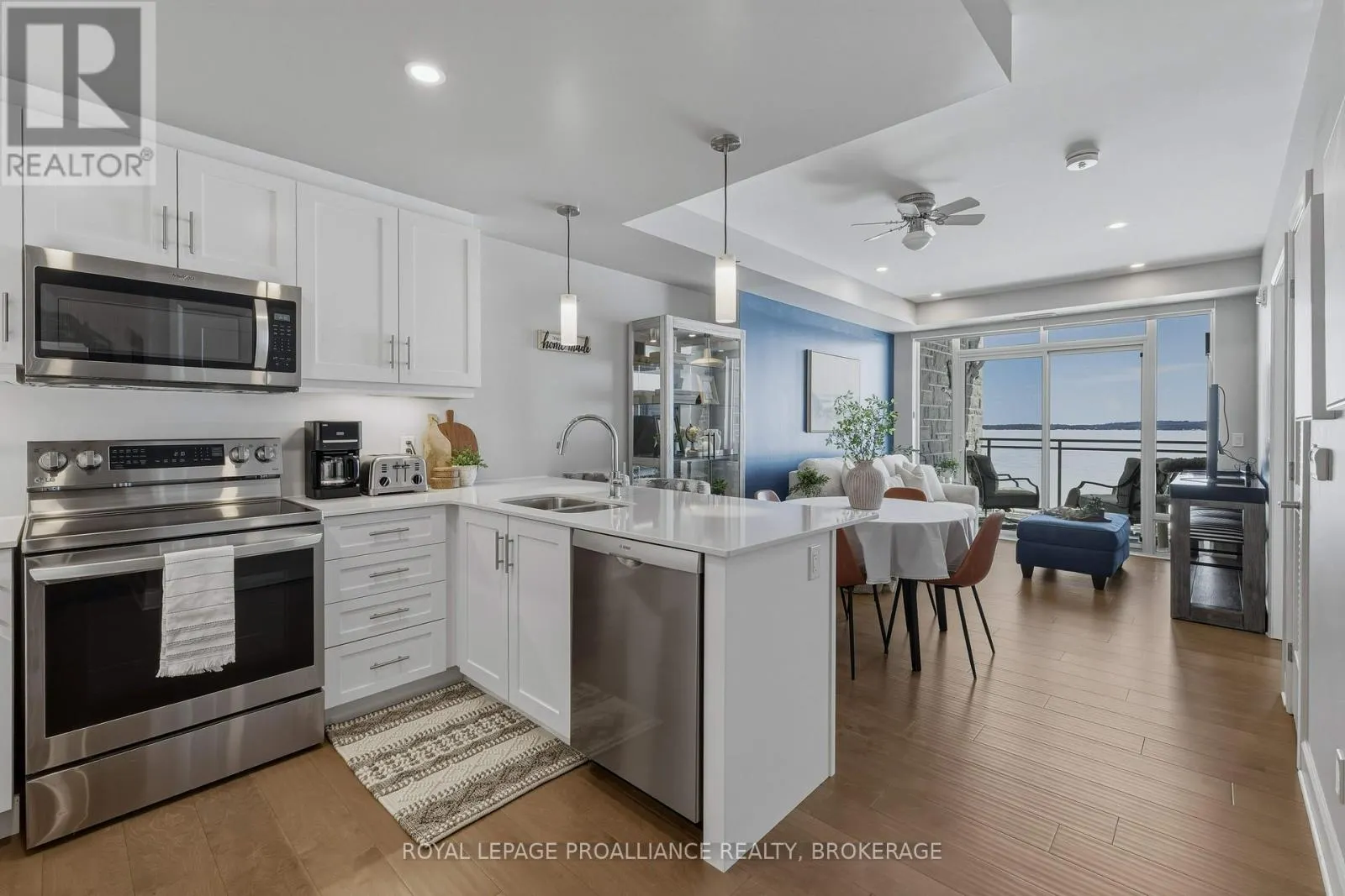 218 - 129B SOUTH STREET #218