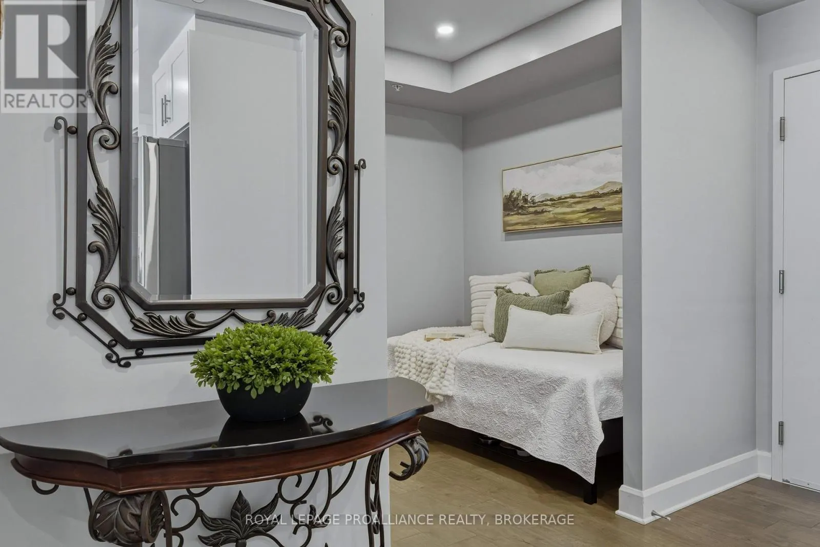 218 - 129B SOUTH STREET #218