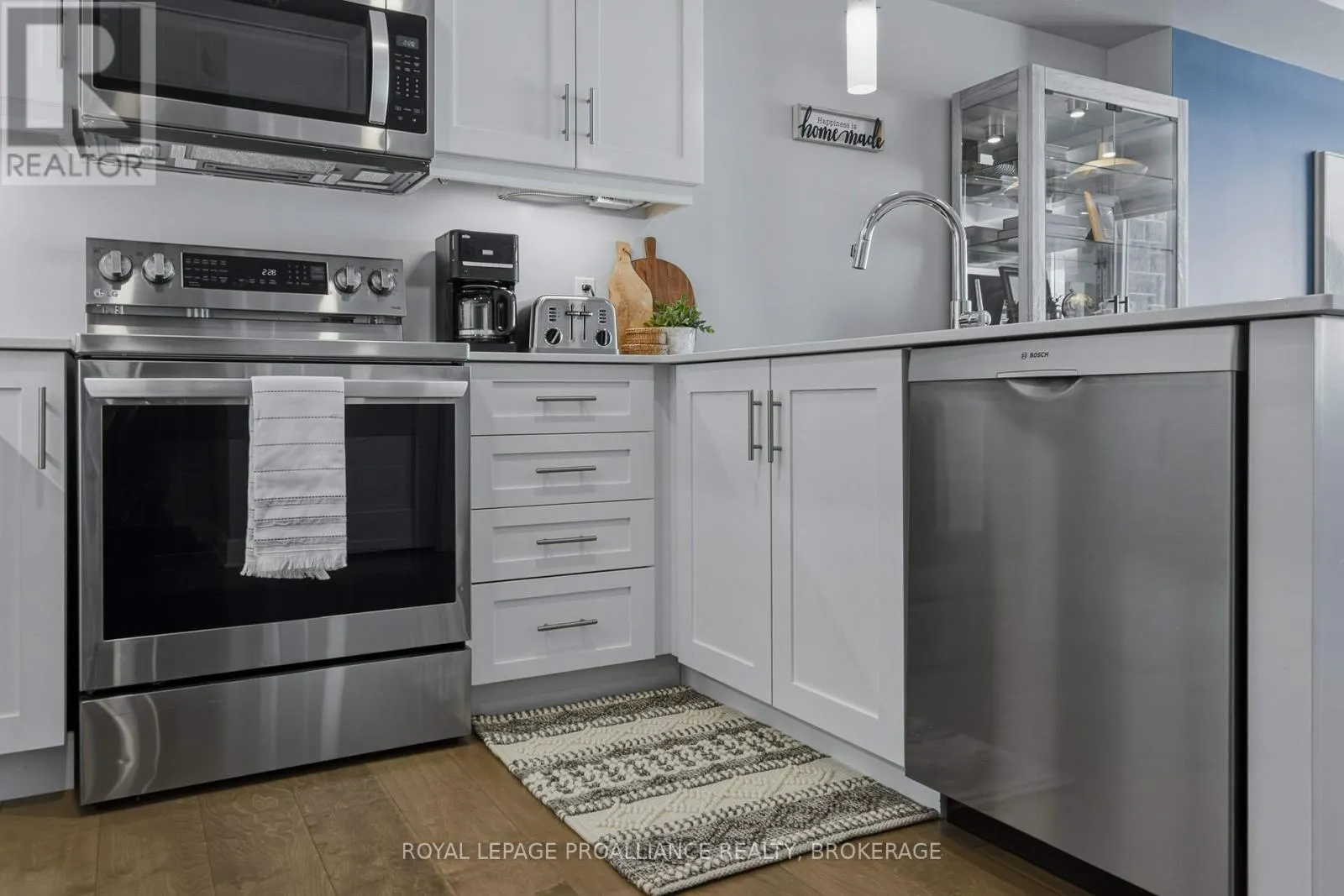 218 - 129B SOUTH STREET #218