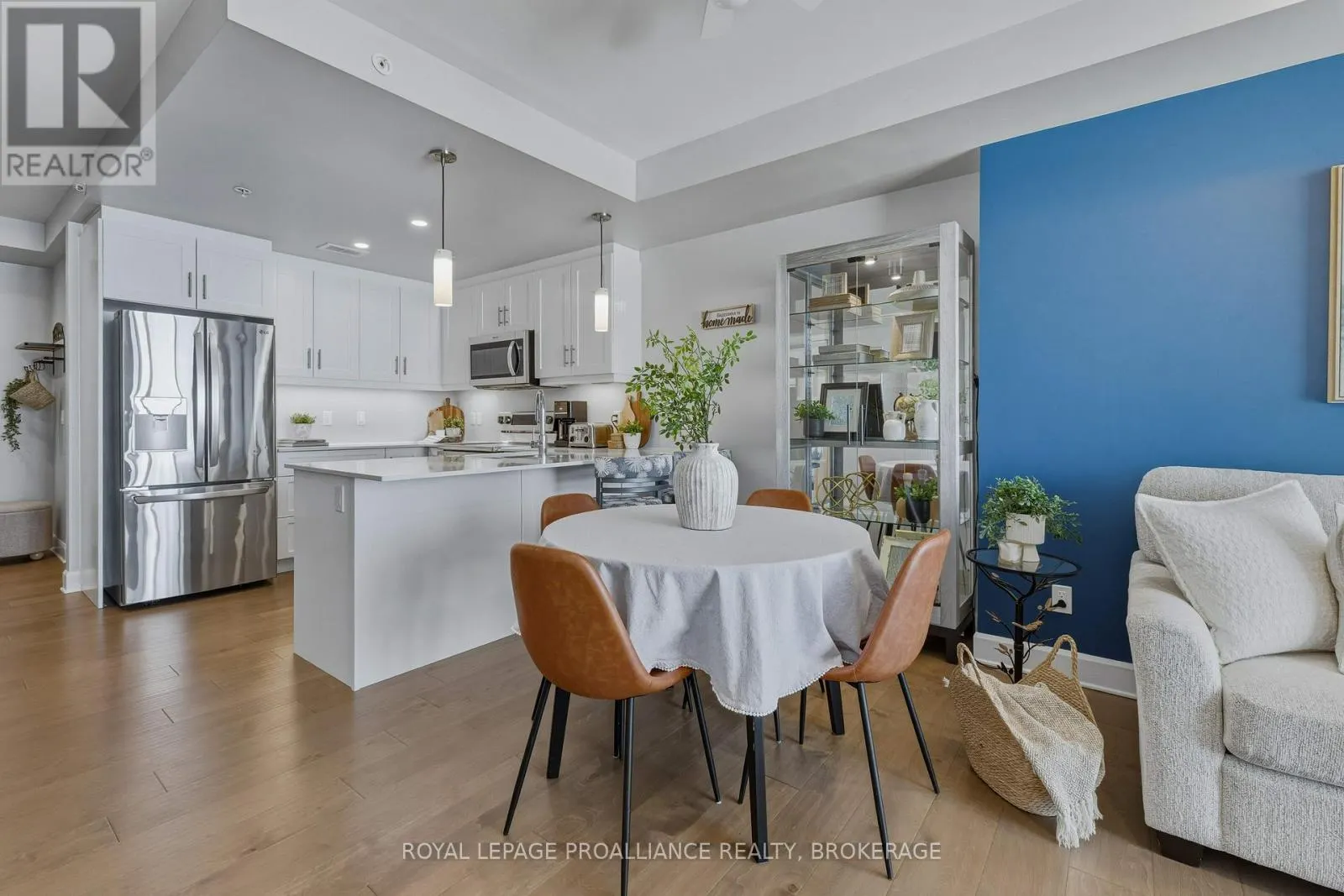218 - 129B SOUTH STREET #218