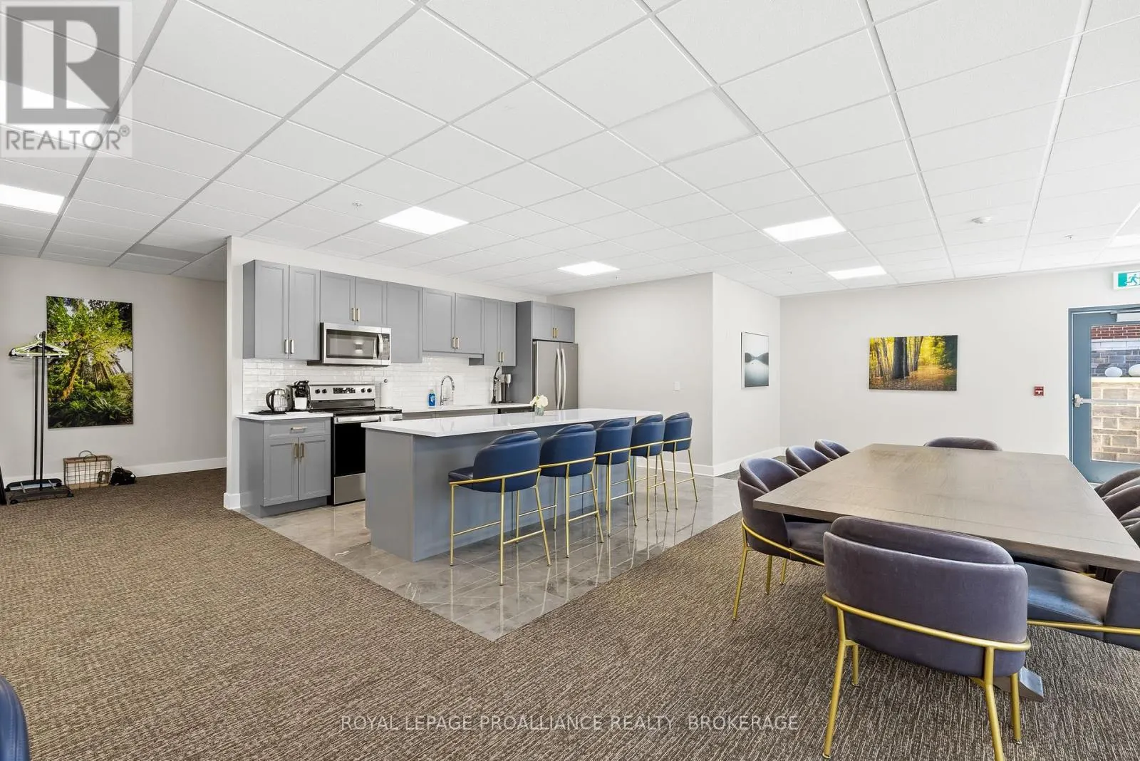 218 - 129B SOUTH STREET #218
