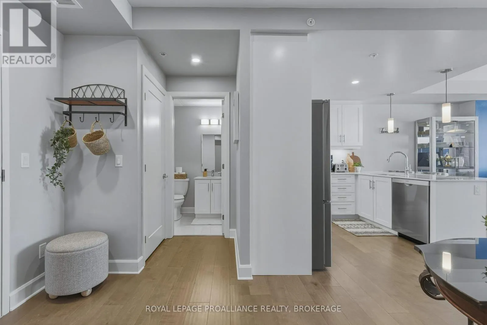 218 - 129B SOUTH STREET #218
