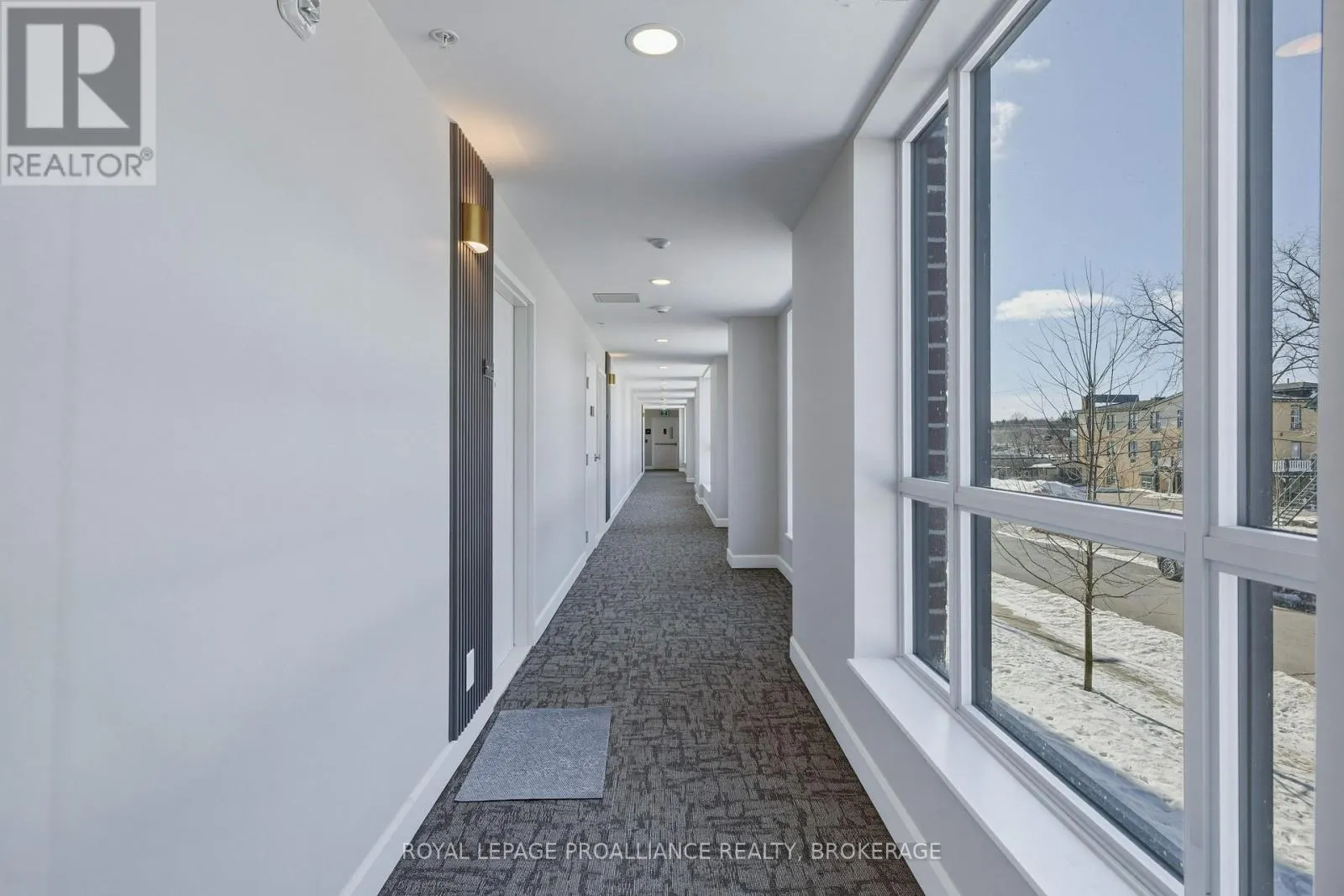 218 - 129B SOUTH STREET #218