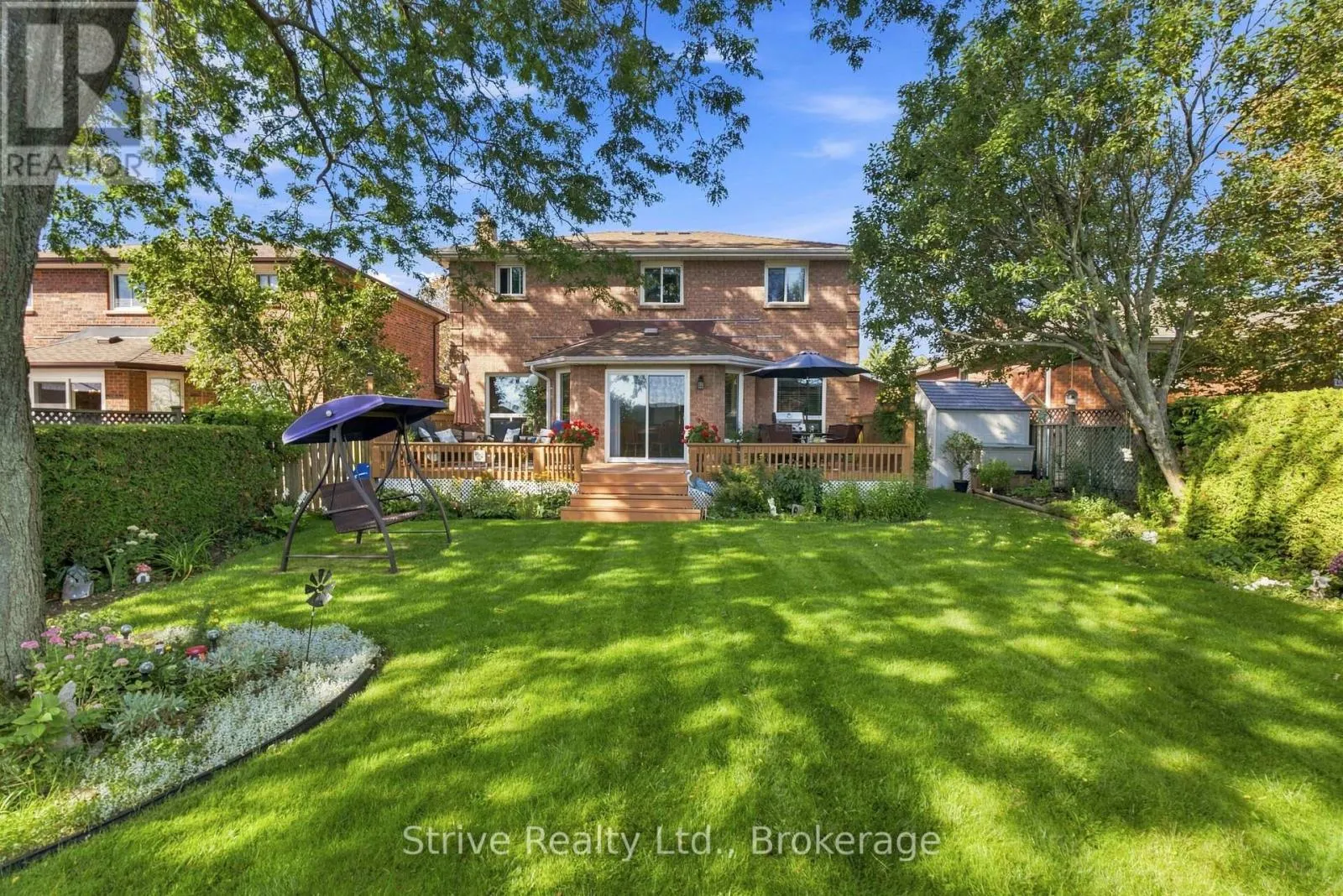 132 EAST HOUSE CRESCENT