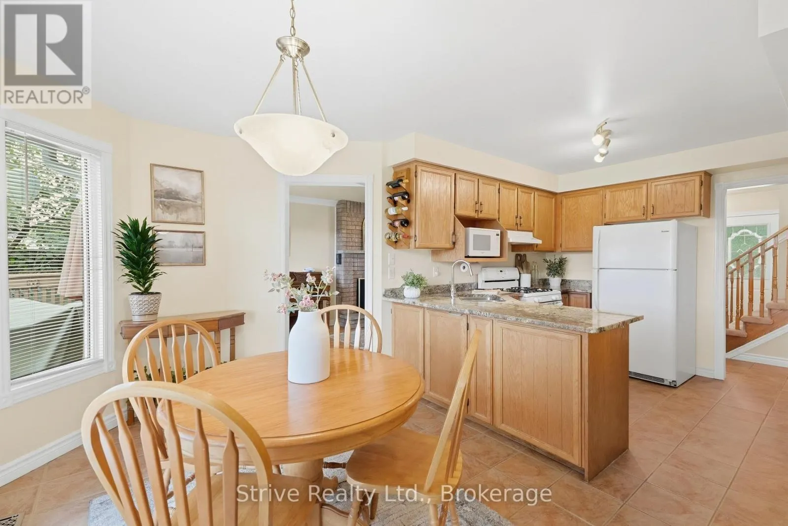 132 EAST HOUSE CRESCENT
