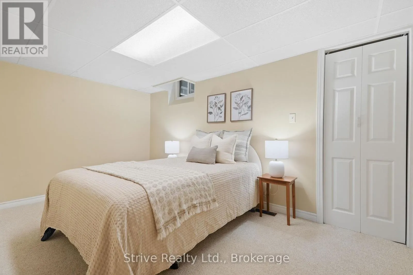 132 EAST HOUSE CRESCENT