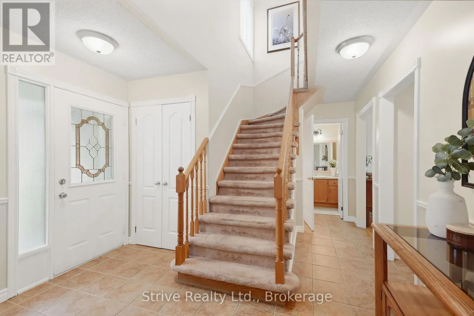 132 EAST HOUSE CRESCENT