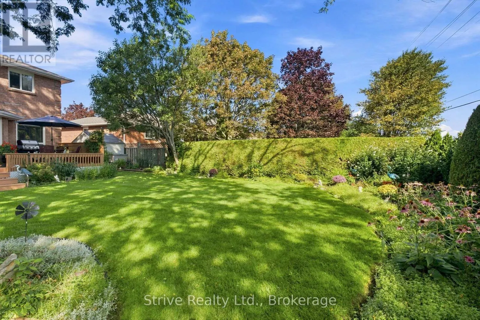 132 EAST HOUSE CRESCENT