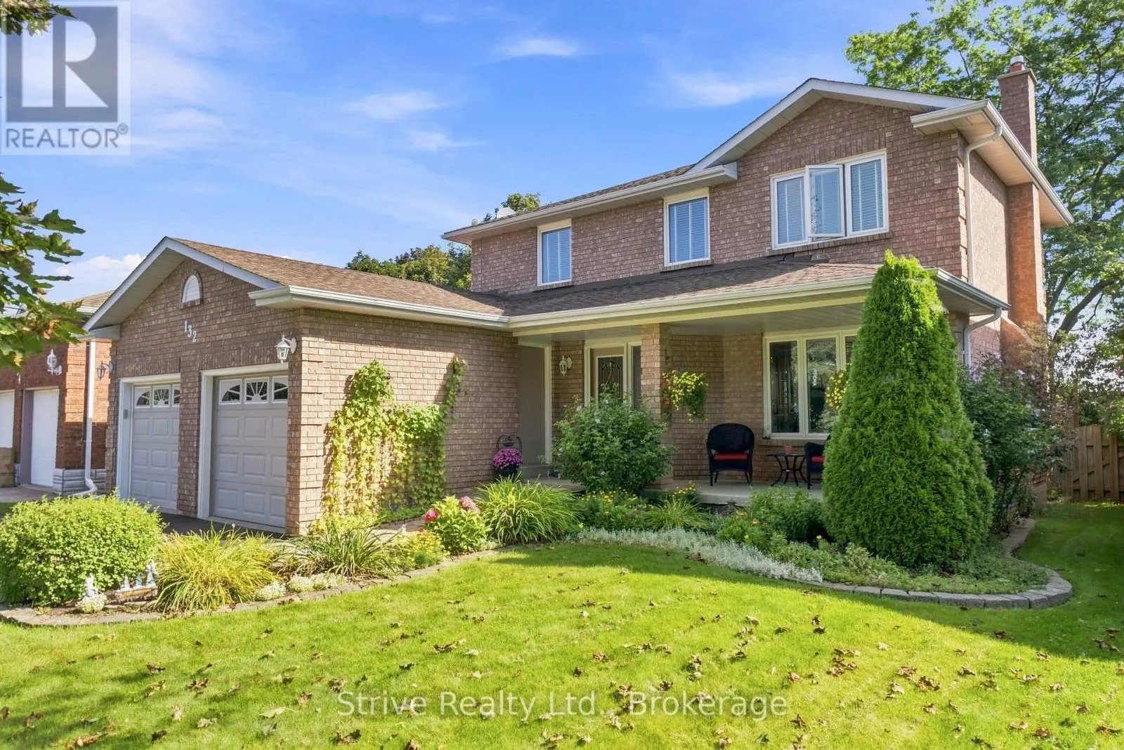 132 EAST HOUSE CRESCENT