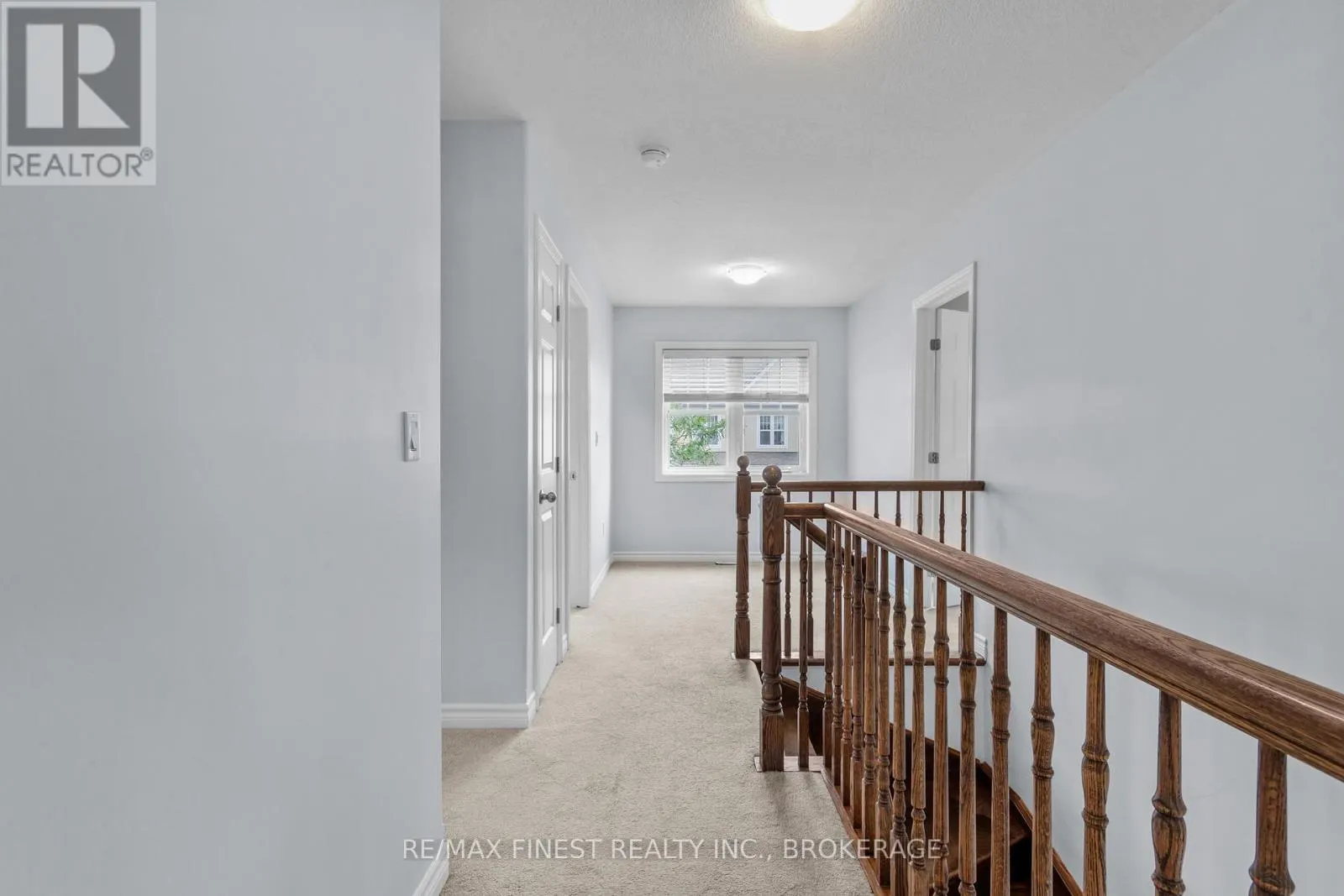 893 ASCOT LANE