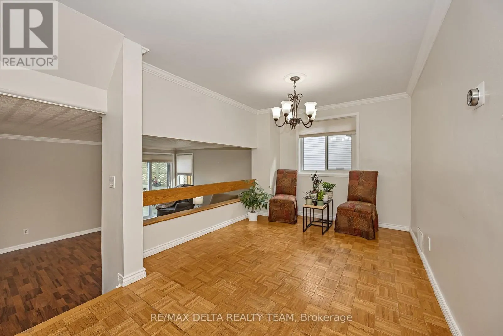 435 DUVERNAY DRIVE