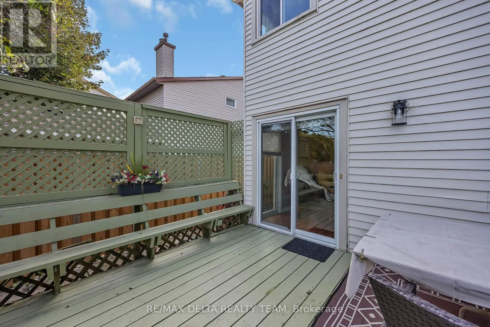 435 DUVERNAY DRIVE