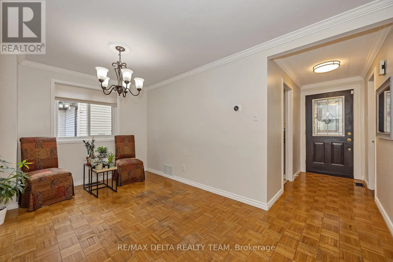 435 DUVERNAY DRIVE
