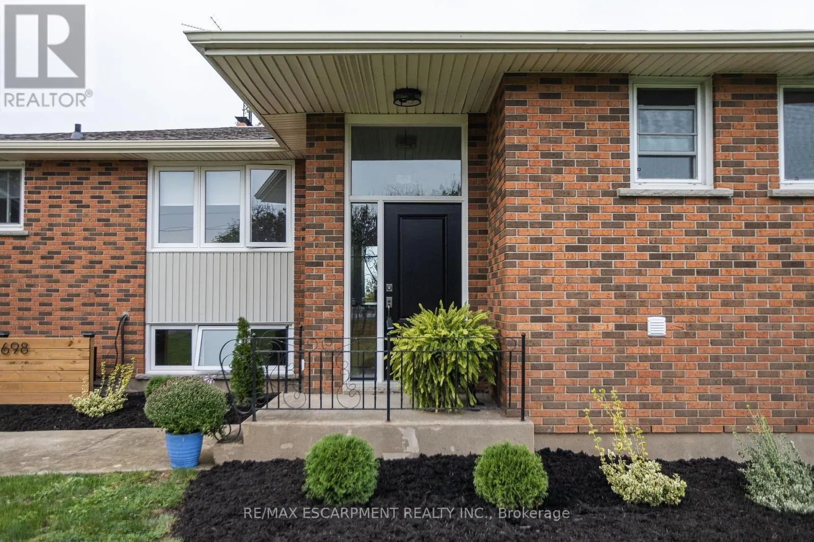 698 CONCESSION 6 ROAD