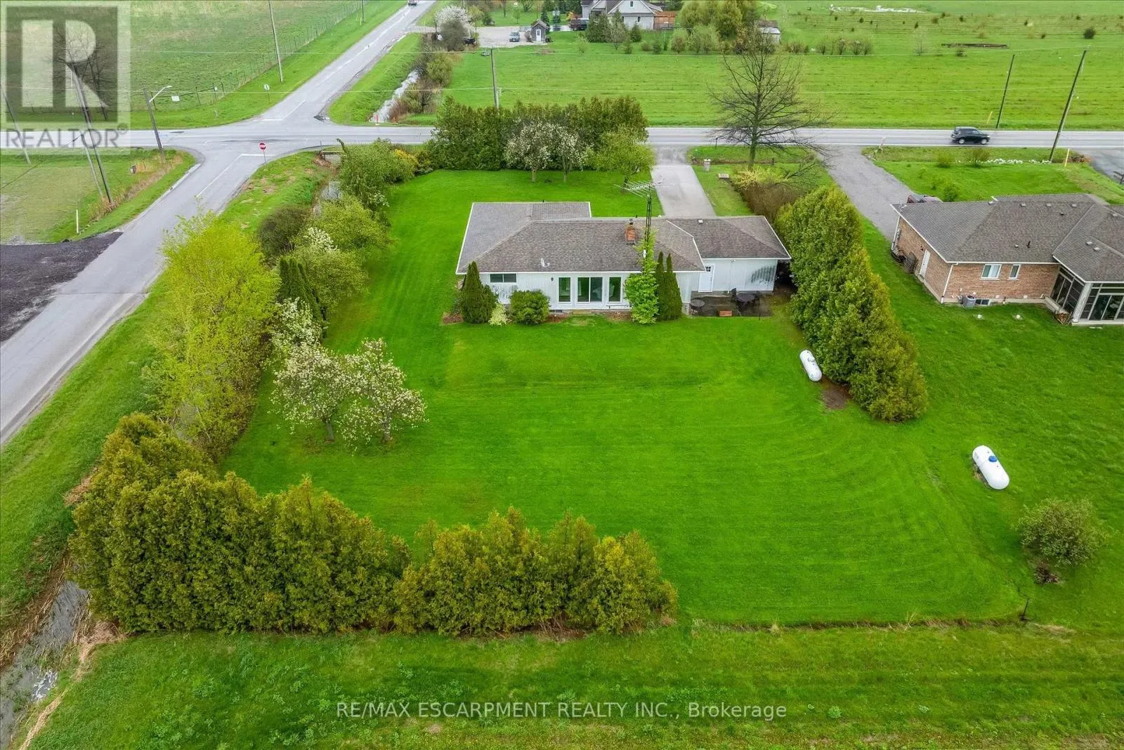 698 CONCESSION 6 ROAD