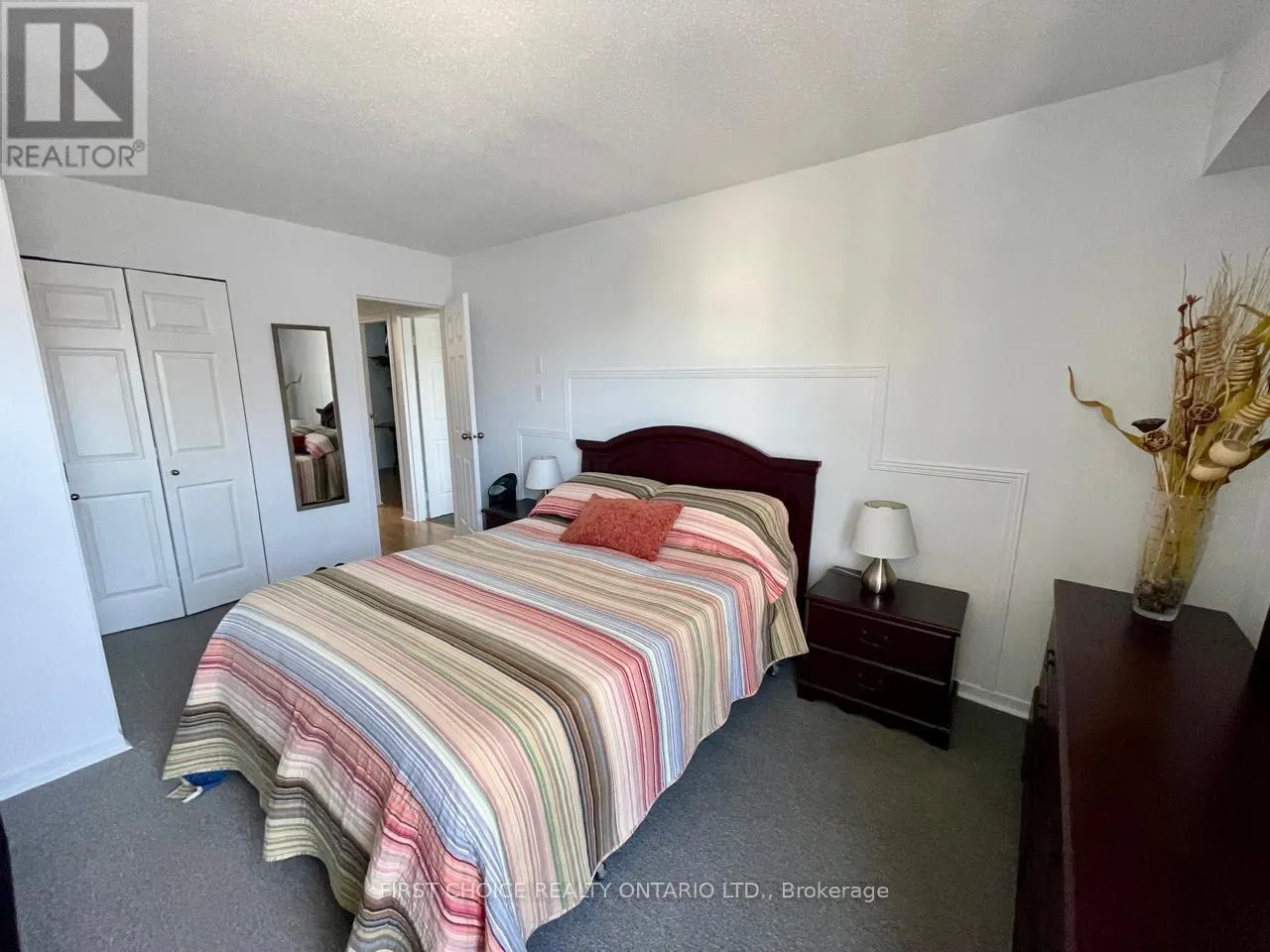 186 - 825 CAHILL DRIVE W