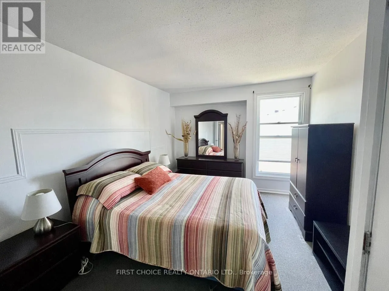 186 - 825 CAHILL DRIVE W
