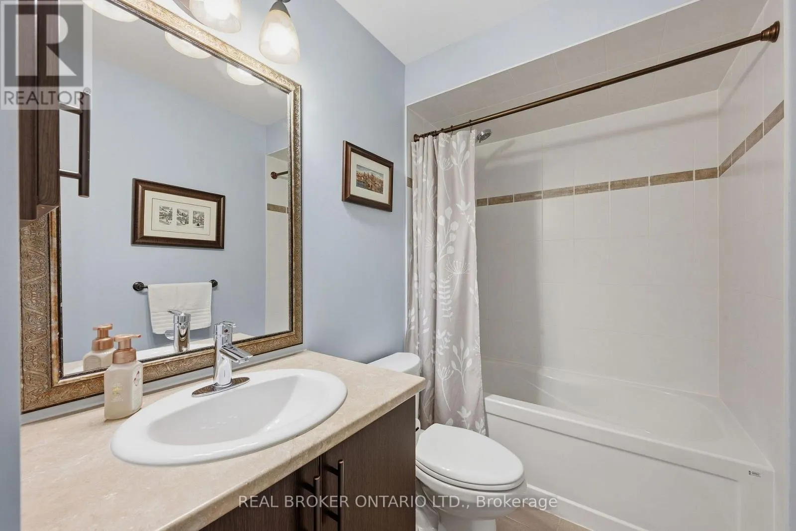 2221 ANGELICA AVENUE