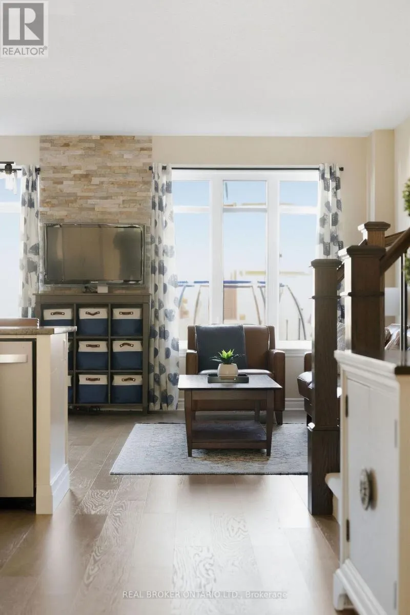 2221 ANGELICA AVENUE