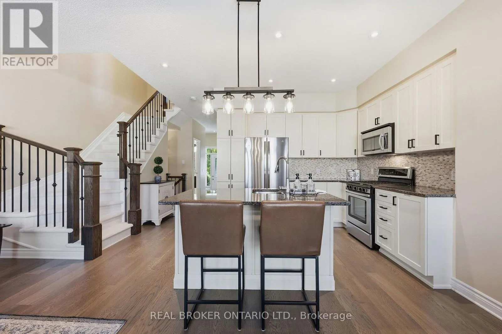2221 ANGELICA AVENUE