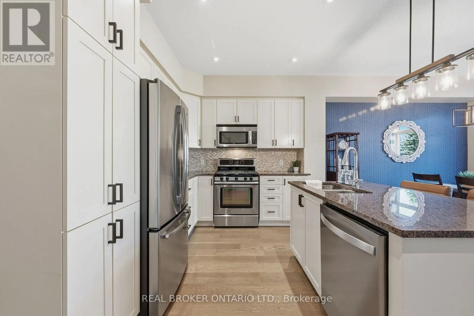 2221 ANGELICA AVENUE
