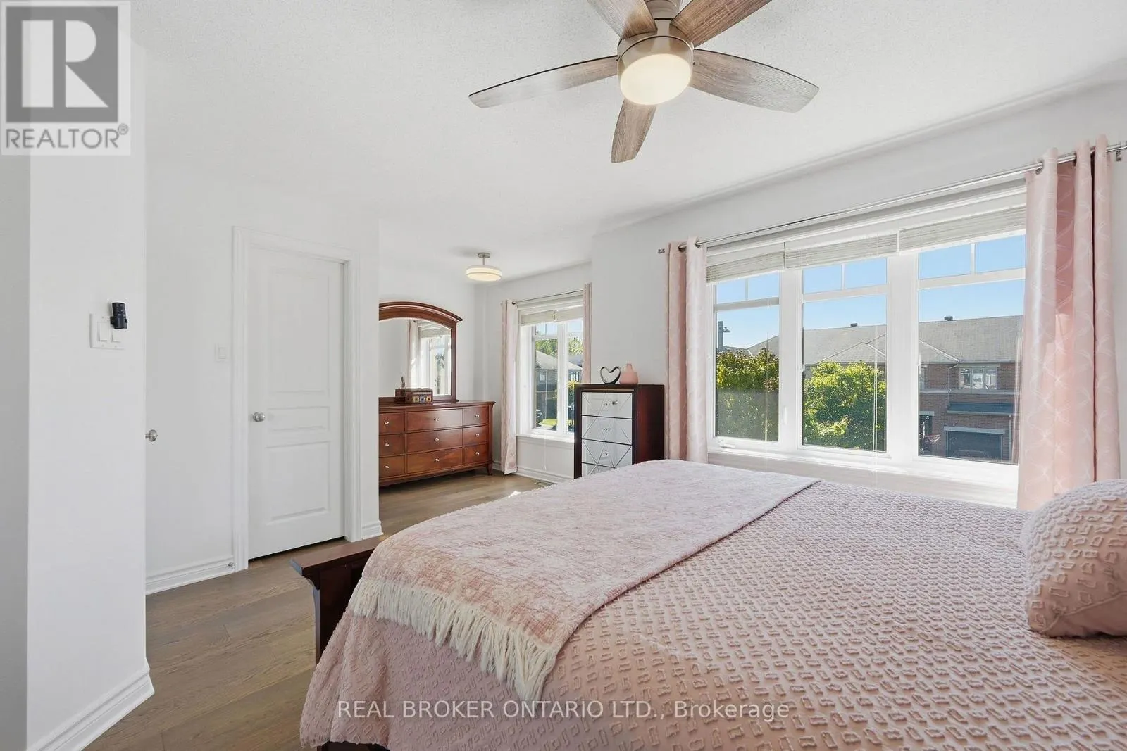 2221 ANGELICA AVENUE