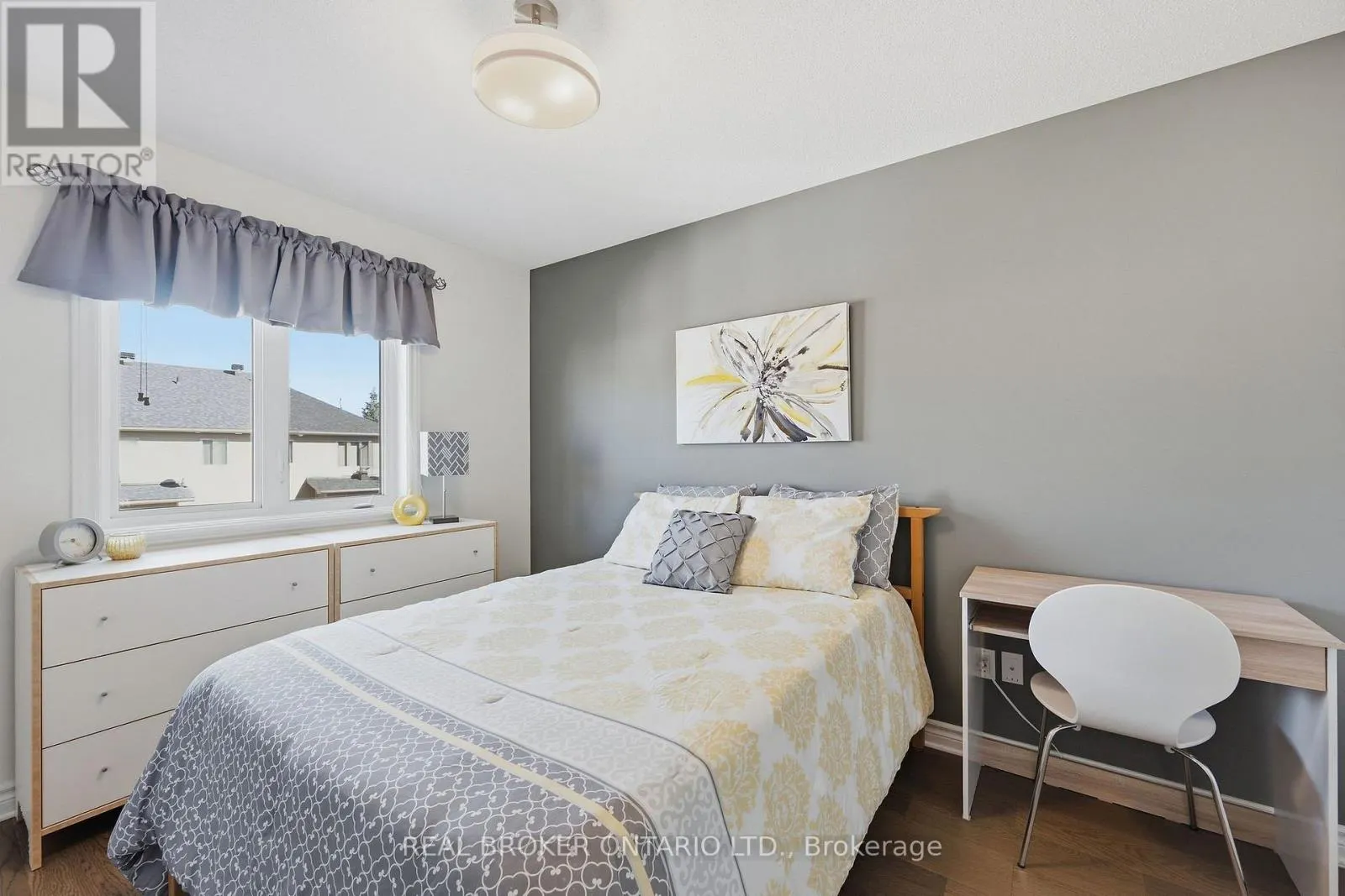 2221 ANGELICA AVENUE