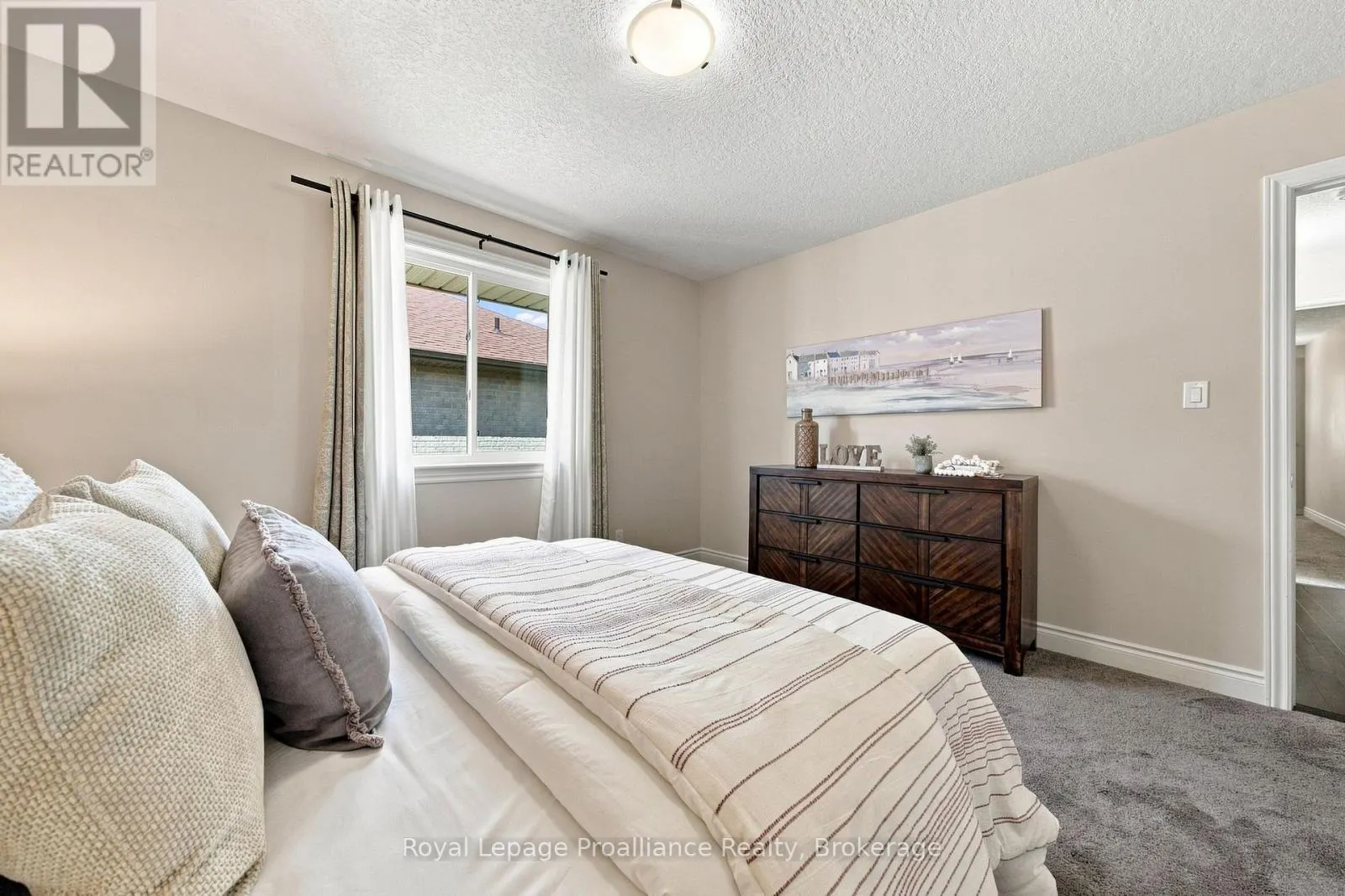 63 FREEDOM CRESCENT